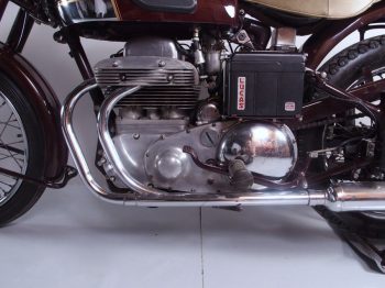 M1604 Ariel Square 4 '54 02