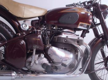 M1604 Ariel Square 4 '54 09
