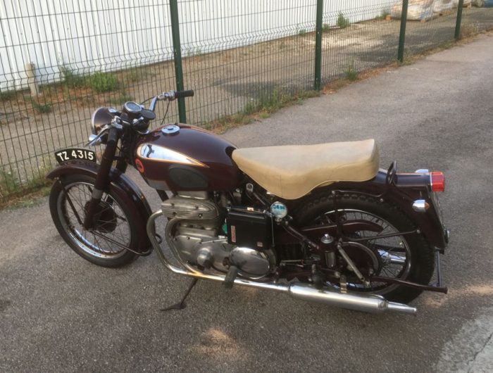 M1604 Ariel Square 4 '54 12